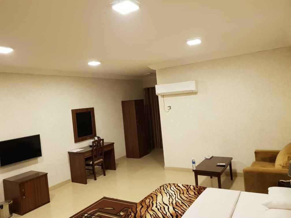 Tahir Guest Palace Kano Buitenkant foto
